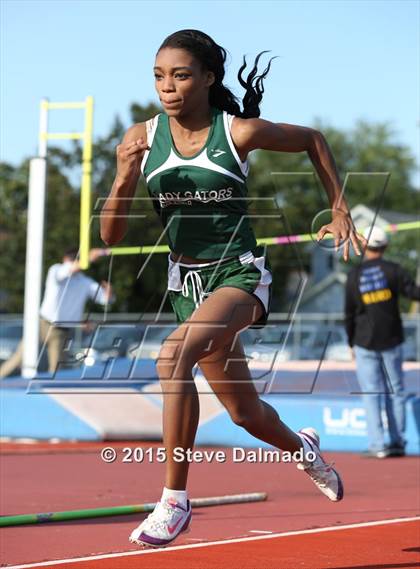 Thumbnail 1 in LHSAA Regional Meet photogallery.