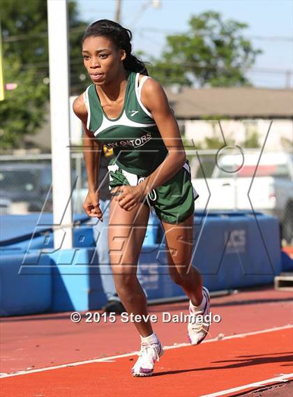 Thumbnail 2 in LHSAA Regional Meet photogallery.