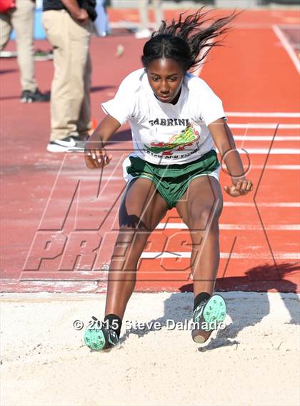 Thumbnail 3 in LHSAA Regional Meet photogallery.
