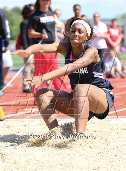 Thumbnail 2 in LHSAA Regional Meet photogallery.