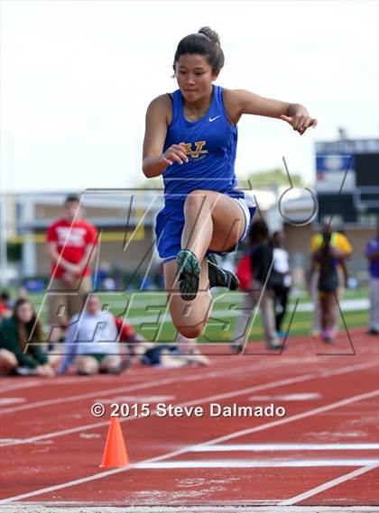 Thumbnail 3 in LHSAA Regional Meet photogallery.