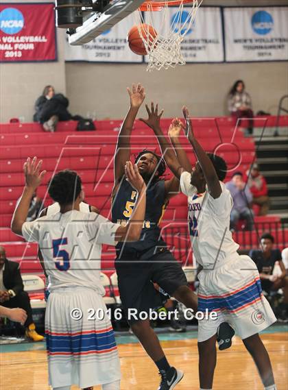 Thumbnail 2 in Friendship Collegiate Academy @ Cardozo photogallery.