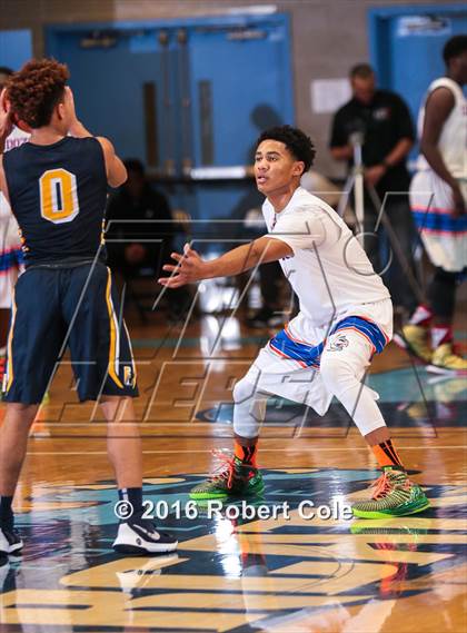 Thumbnail 1 in Friendship Collegiate Academy @ Cardozo photogallery.