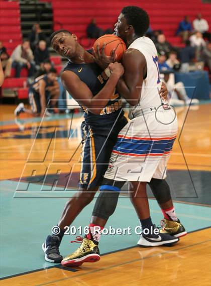 Thumbnail 1 in Friendship Collegiate Academy @ Cardozo photogallery.