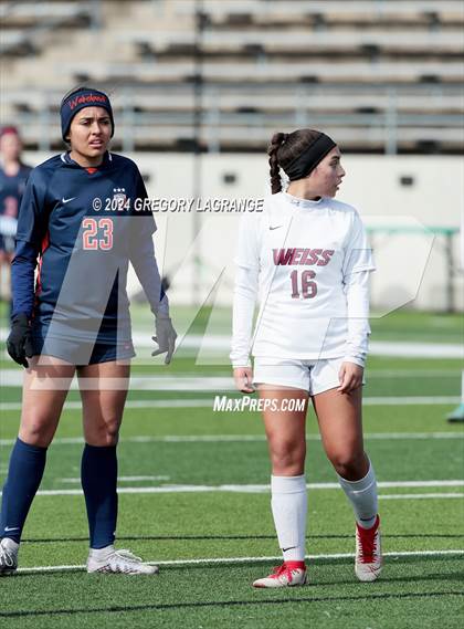 Thumbnail 1 in Weiss vs Wakeland photogallery.