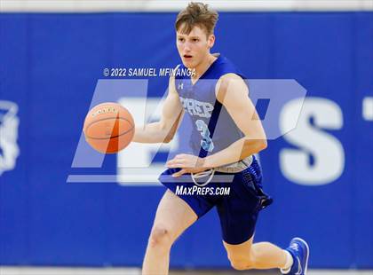 Thumbnail 2 in Creighton Prep @ Lincoln East photogallery.