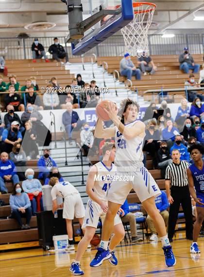Thumbnail 2 in Creighton Prep @ Lincoln East photogallery.