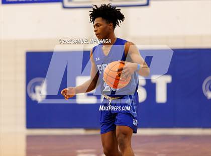 Thumbnail 3 in Creighton Prep @ Lincoln East photogallery.