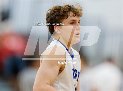 Thumbnail 2 in Creighton Prep @ Lincoln East photogallery.