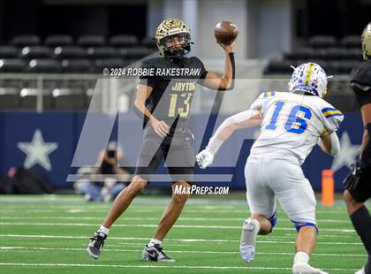 Thumbnail 3 in Oakwood @ Jayton (UIL 1A Division II Football Final) photogallery.
