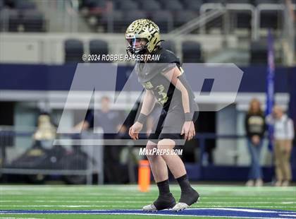 Thumbnail 1 in Oakwood @ Jayton (UIL 1A Division II Football Final) photogallery.