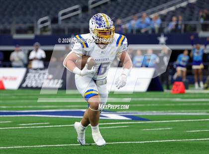 Thumbnail 2 in Oakwood @ Jayton (UIL 1A Division II Football Final) photogallery.