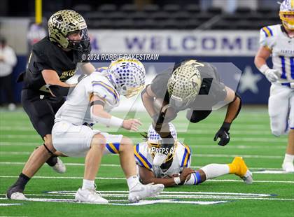 Thumbnail 1 in Oakwood @ Jayton (UIL 1A Division II Football Final) photogallery.