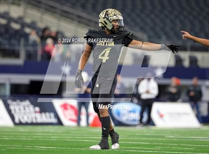 Thumbnail 3 in Oakwood @ Jayton (UIL 1A Division II Football Final) photogallery.