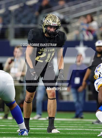 Thumbnail 3 in Oakwood @ Jayton (UIL 1A Division II Football Final) photogallery.