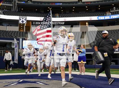 Thumbnail 1 in Oakwood @ Jayton (UIL 1A Division II Football Final) photogallery.