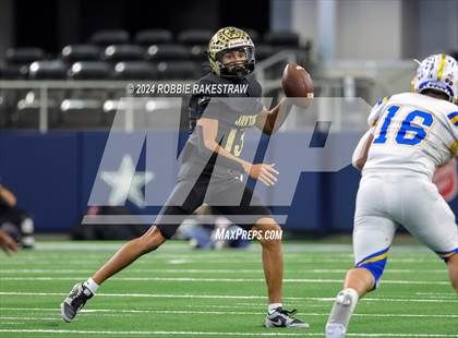 Thumbnail 2 in Oakwood @ Jayton (UIL 1A Division II Football Final) photogallery.