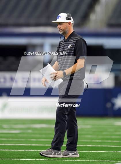Thumbnail 2 in Oakwood @ Jayton (UIL 1A Division II Football Final) photogallery.