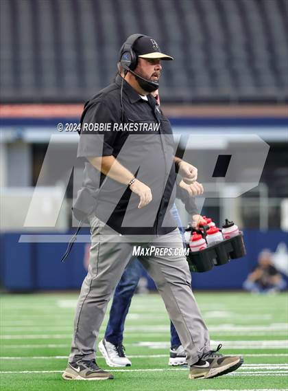 Thumbnail 3 in Oakwood @ Jayton (UIL 1A Division II Football Final) photogallery.