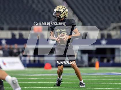 Thumbnail 2 in Oakwood @ Jayton (UIL 1A Division II Football Final) photogallery.