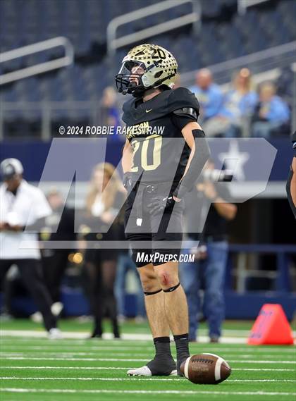 Thumbnail 1 in Oakwood @ Jayton (UIL 1A Division II Football Final) photogallery.