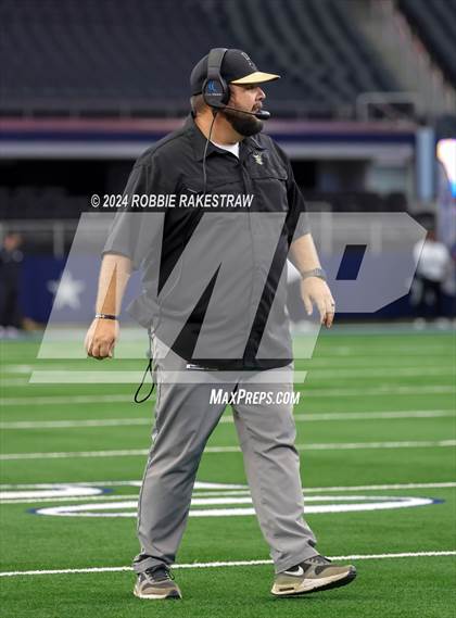 Thumbnail 1 in Oakwood @ Jayton (UIL 1A Division II Football Final) photogallery.