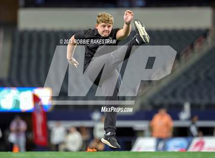 Thumbnail 2 in Oakwood @ Jayton (UIL 1A Division II Football Final) photogallery.