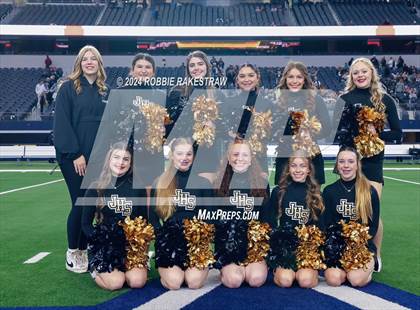 Thumbnail 3 in Oakwood @ Jayton (UIL 1A Division II Football Final) photogallery.