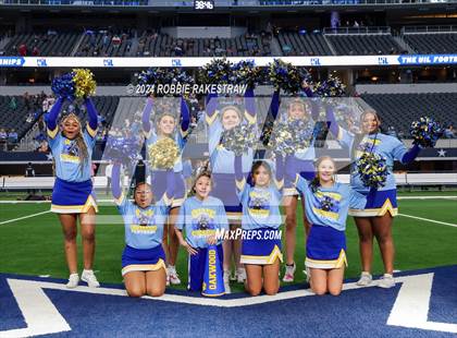 Thumbnail 3 in Oakwood @ Jayton (UIL 1A Division II Football Final) photogallery.