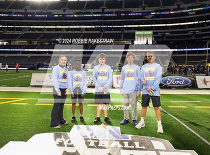 Thumbnail 2 in Oakwood @ Jayton (UIL 1A Division II Football Final) photogallery.