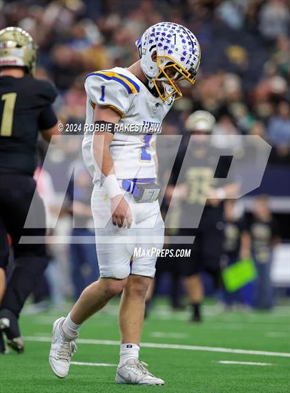 Thumbnail 2 in Oakwood @ Jayton (UIL 1A Division II Football Final) photogallery.