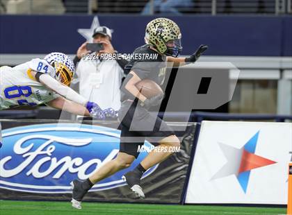 Thumbnail 2 in Oakwood @ Jayton (UIL 1A Division II Football Final) photogallery.
