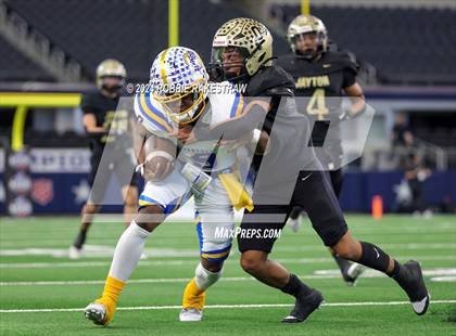 Thumbnail 3 in Oakwood @ Jayton (UIL 1A Division II Football Final) photogallery.