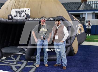 Thumbnail 1 in Oakwood @ Jayton (UIL 1A Division II Football Final) photogallery.
