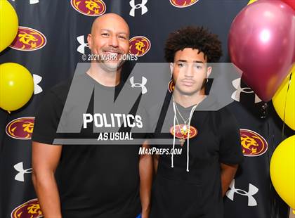 Thumbnail 3 in Mountain Pointe - Media Day photogallery.