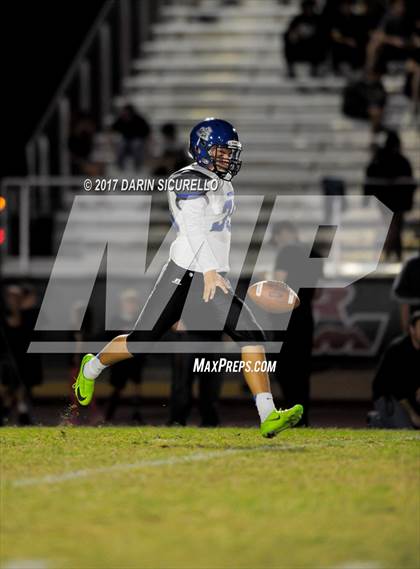 Thumbnail 3 in Westview vs. Red Mountain (AIA 6A Quarterfinal) photogallery.