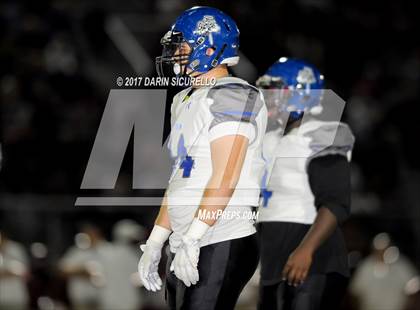 Thumbnail 3 in Westview vs. Red Mountain (AIA 6A Quarterfinal) photogallery.