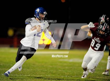 Thumbnail 3 in Westview vs. Red Mountain (AIA 6A Quarterfinal) photogallery.