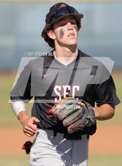 Thumbnail 3 in Madison vs. Santa Fe Christian (CIF SDS D1 Play-in) photogallery.