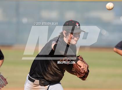 Thumbnail 1 in Madison vs. Santa Fe Christian (CIF SDS D1 Play-in) photogallery.