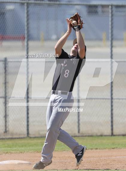 Thumbnail 1 in Madison vs. Santa Fe Christian (CIF SDS D1 Play-in) photogallery.