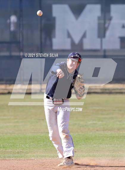 Thumbnail 1 in Madison vs. Santa Fe Christian (CIF SDS D1 Play-in) photogallery.