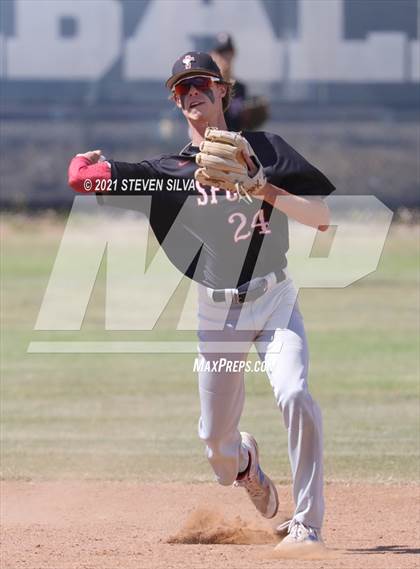Thumbnail 3 in Madison vs. Santa Fe Christian (CIF SDS D1 Play-in) photogallery.