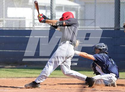 Thumbnail 2 in Madison vs. Santa Fe Christian (CIF SDS D1 Play-in) photogallery.