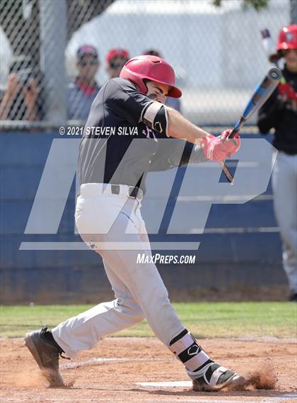 Thumbnail 2 in Madison vs. Santa Fe Christian (CIF SDS D1 Play-in) photogallery.