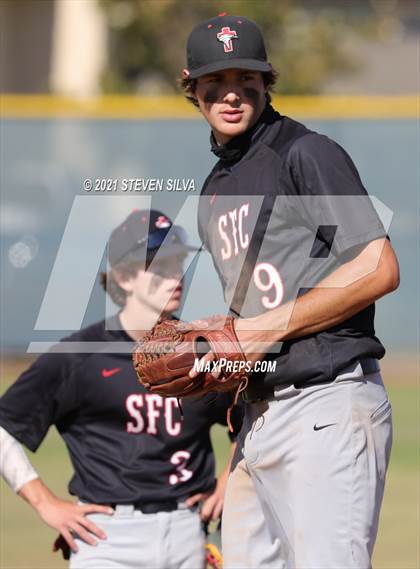 Thumbnail 2 in Madison vs. Santa Fe Christian (CIF SDS D1 Play-in) photogallery.