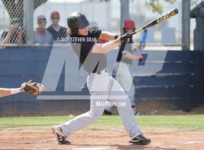 Thumbnail 3 in Madison vs. Santa Fe Christian (CIF SDS D1 Play-in) photogallery.