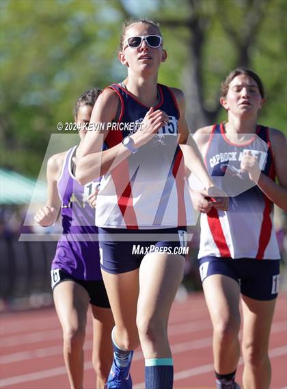 Thumbnail 2 in CHSAA Track and Field 2A Championships (Girls 3200m Run) photogallery.