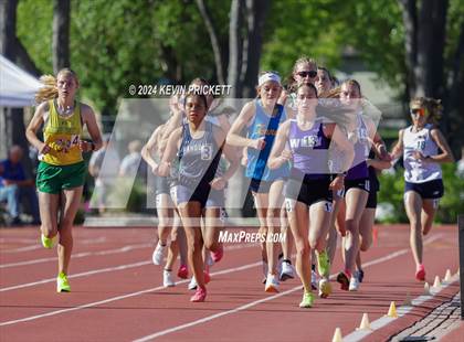 Thumbnail 2 in CHSAA Track and Field 2A Championships (Girls 3200m Run) photogallery.