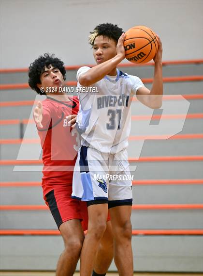 Thumbnail 3 in Bella Vista vs. River City (Tiger Classic) photogallery.